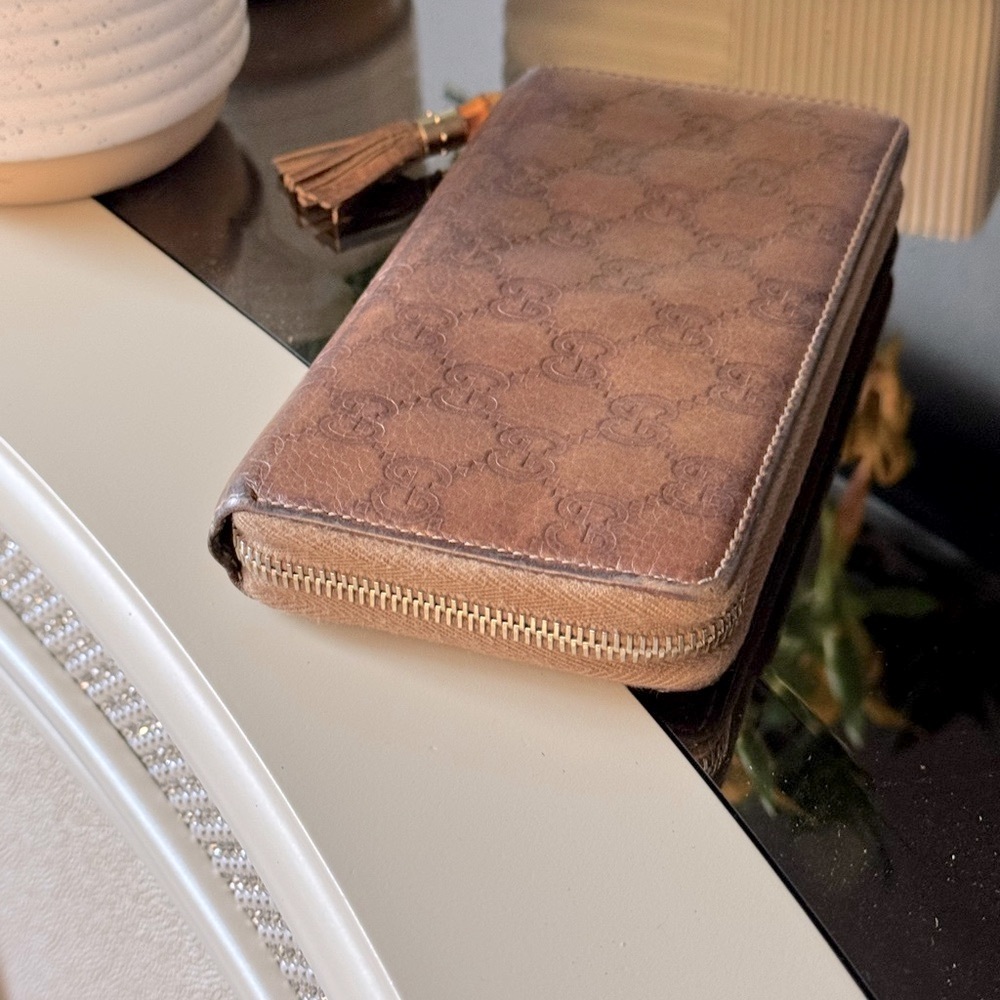 Gucci Zip Around Wallet with Bamboo Tassel - Picture 2 of 7